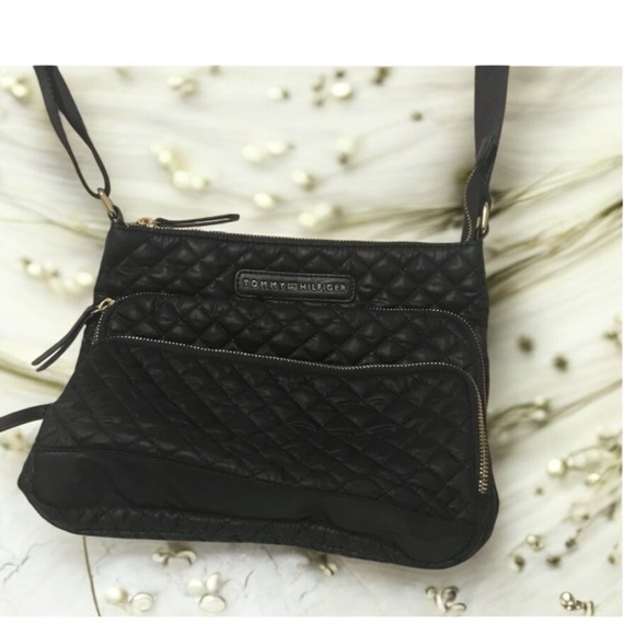 Tommy Hilfiger Crossbody Quilted Black Bag Purse 3 External Zipper Compartments - Picture 2 of 15